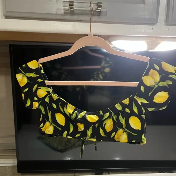 NW&WOT GIANNI BINI LEMON SWIM BUNDLE SET ๐ - Picture 2 of 10